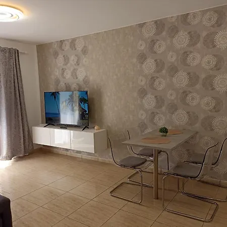 Parque Carolina Apartman *